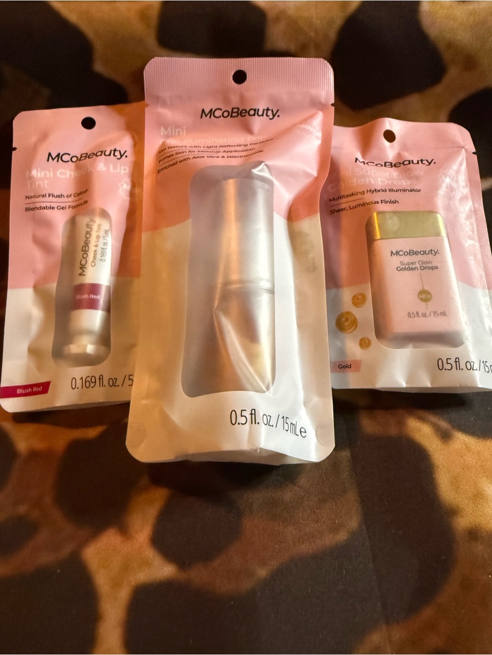 MCoBeauty- Mini Glow Set - see pics for details